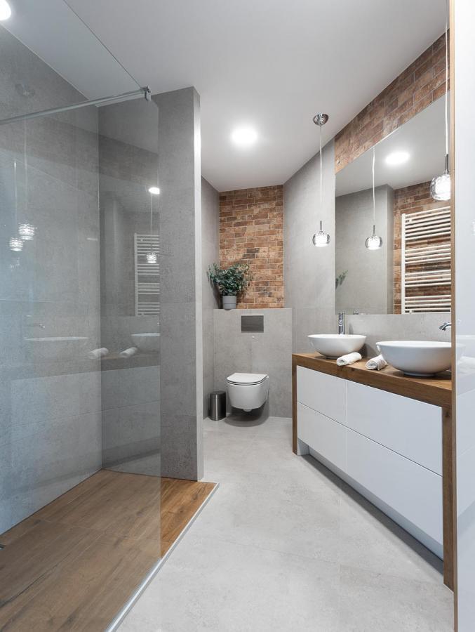 B&W Luxurious Apartment In The Center Of 弗罗茨瓦夫 外观 照片